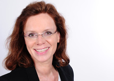 UCK-Expertin Stefanie Engel